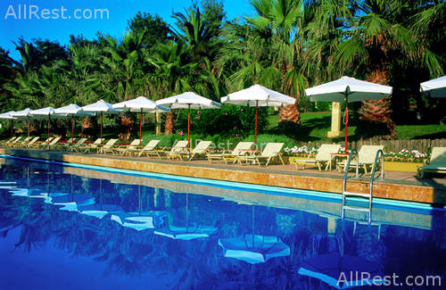 Sani Beach Club 16